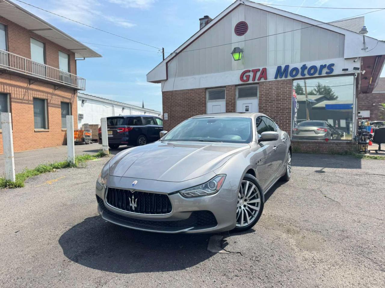 Maserati Ghibli 4dr Sdn 2016