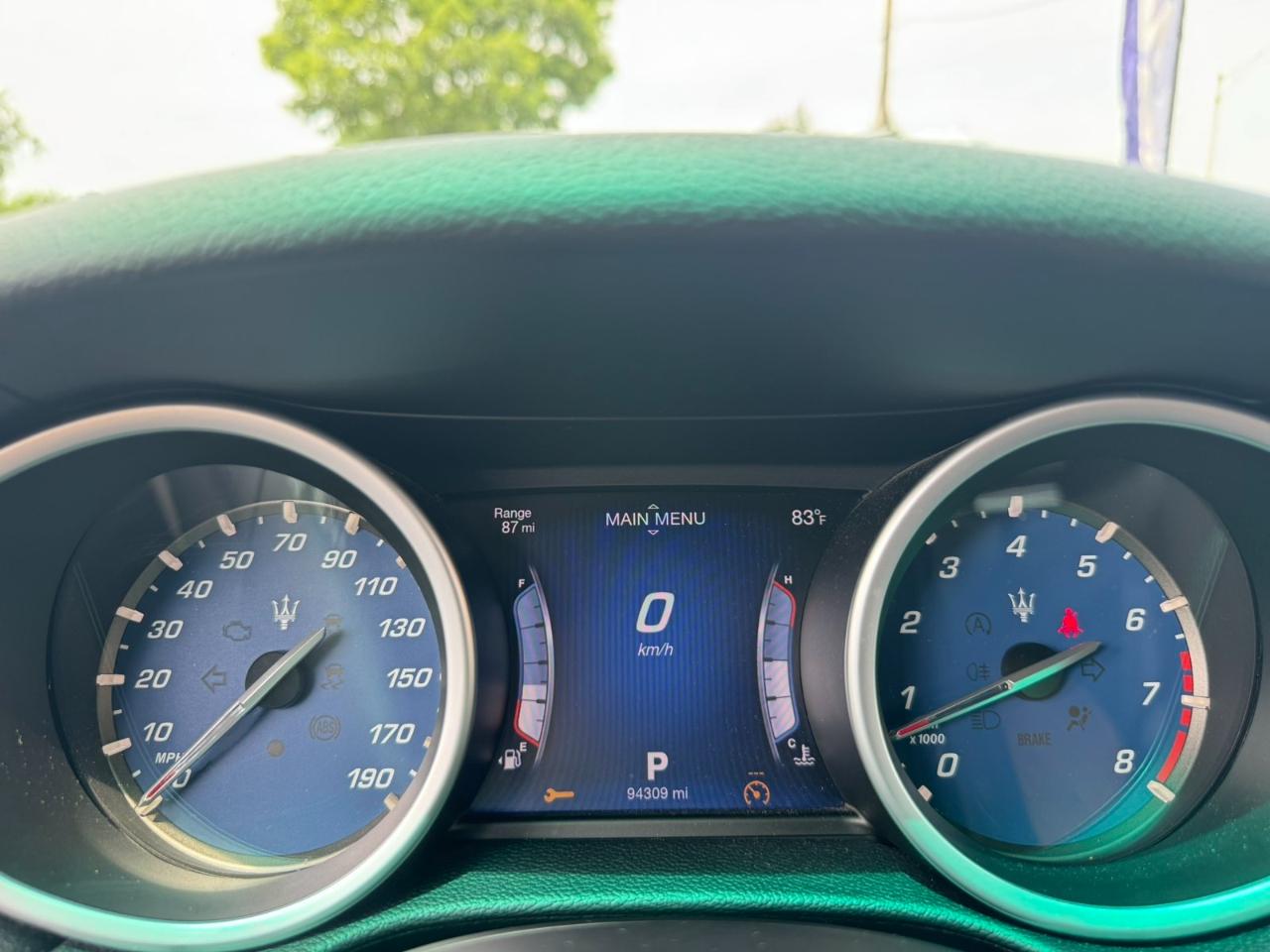 Maserati Ghibli 4dr Sdn 2016
