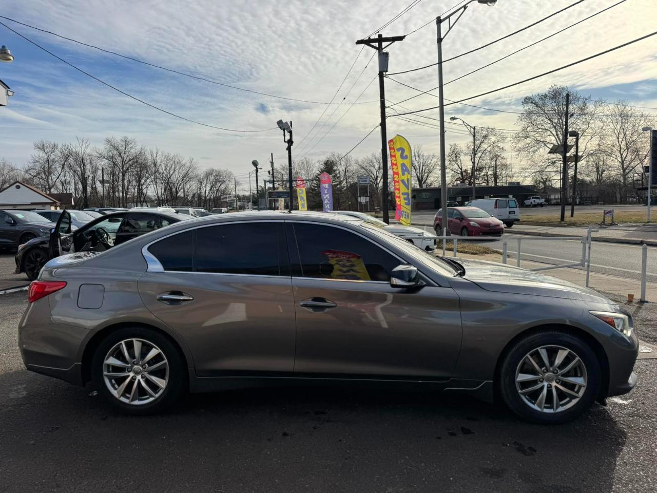 Infiniti Q50 4dr Sdn Premium AWD 2015