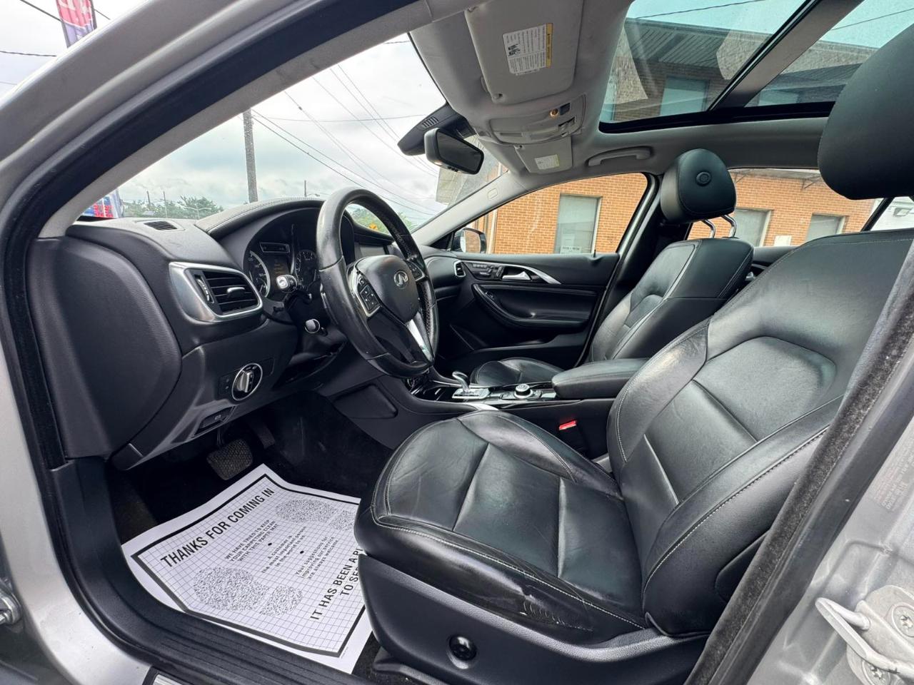 Infiniti QX30 Premium AWD *Ltd Avail* 2017
