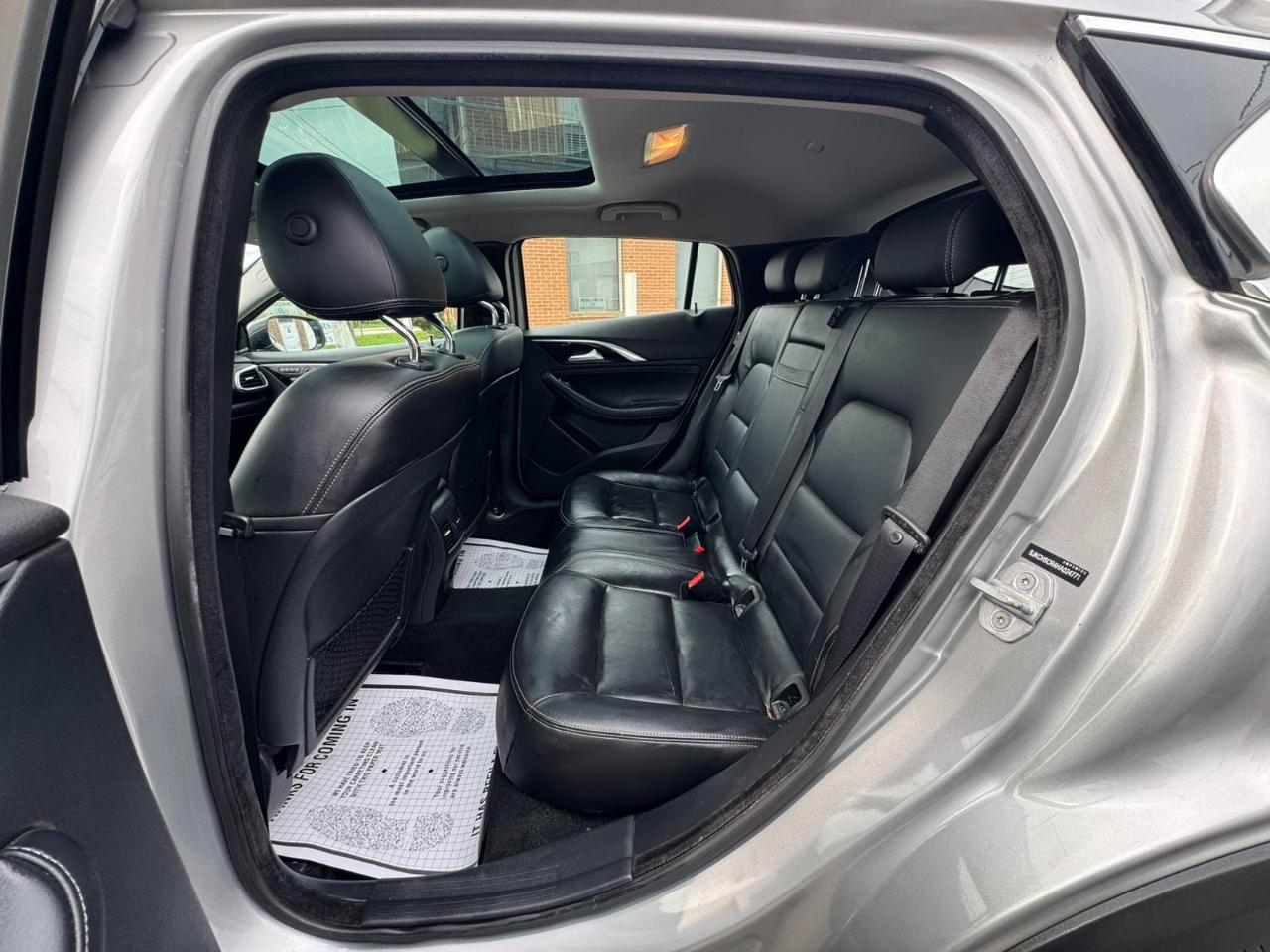 Infiniti QX30 Premium AWD *Ltd Avail* 2017