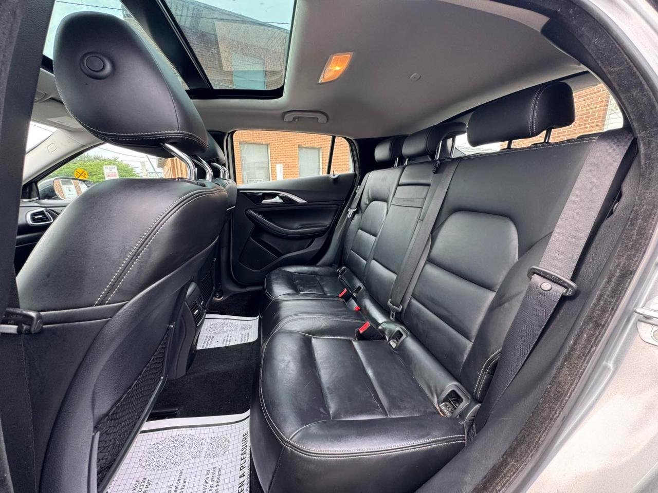 Infiniti QX30 Premium AWD *Ltd Avail* 2017