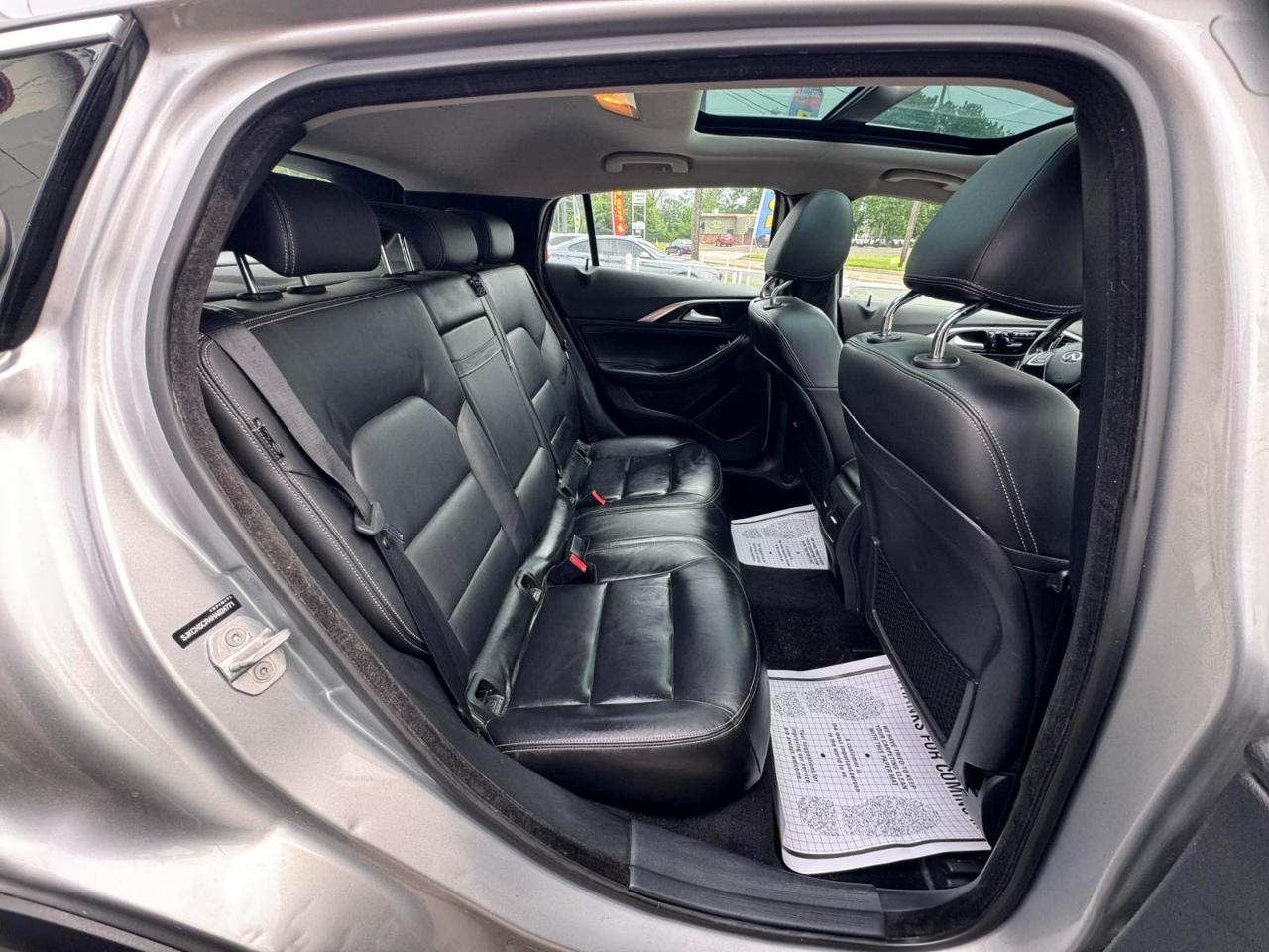 Infiniti QX30 Premium AWD *Ltd Avail* 2017