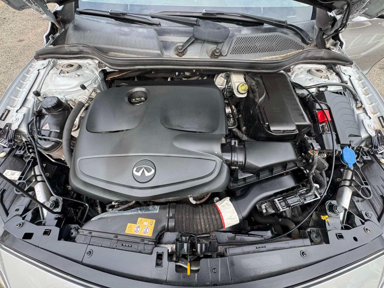 Infiniti QX30 Premium AWD *Ltd Avail* 2017