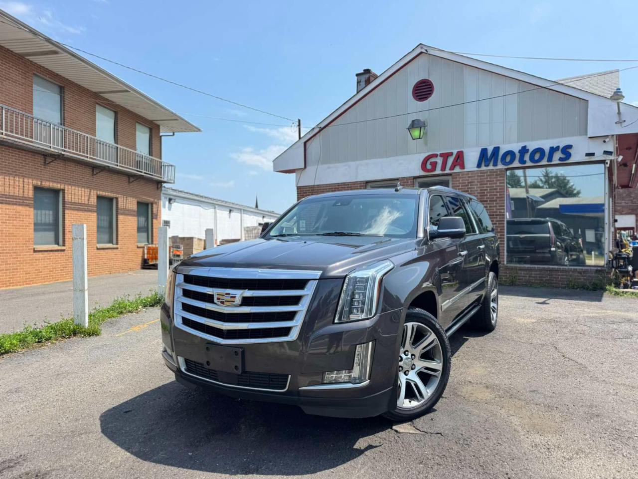 Cadillac Escalade ESV 4WD 4dr Premium Collection 2016