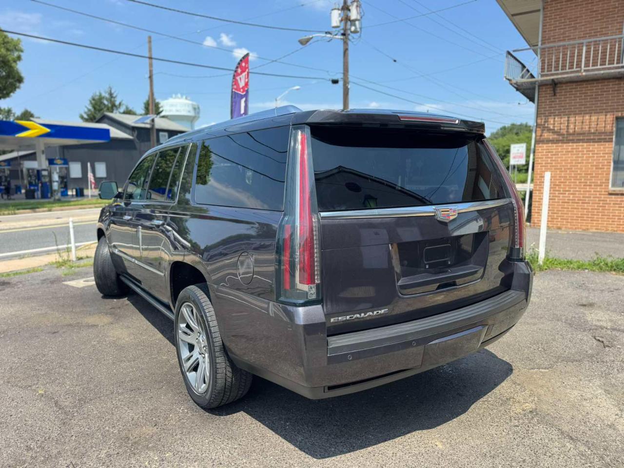 Cadillac Escalade ESV 4WD 4dr Premium Collection 2016