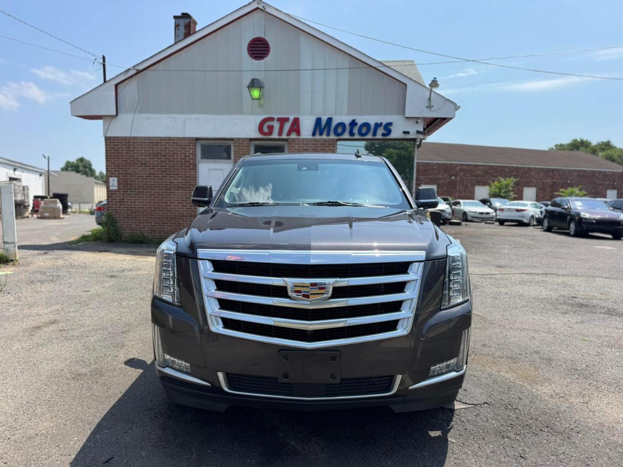 Cadillac Escalade ESV 4WD 4dr Premium Collection 2016