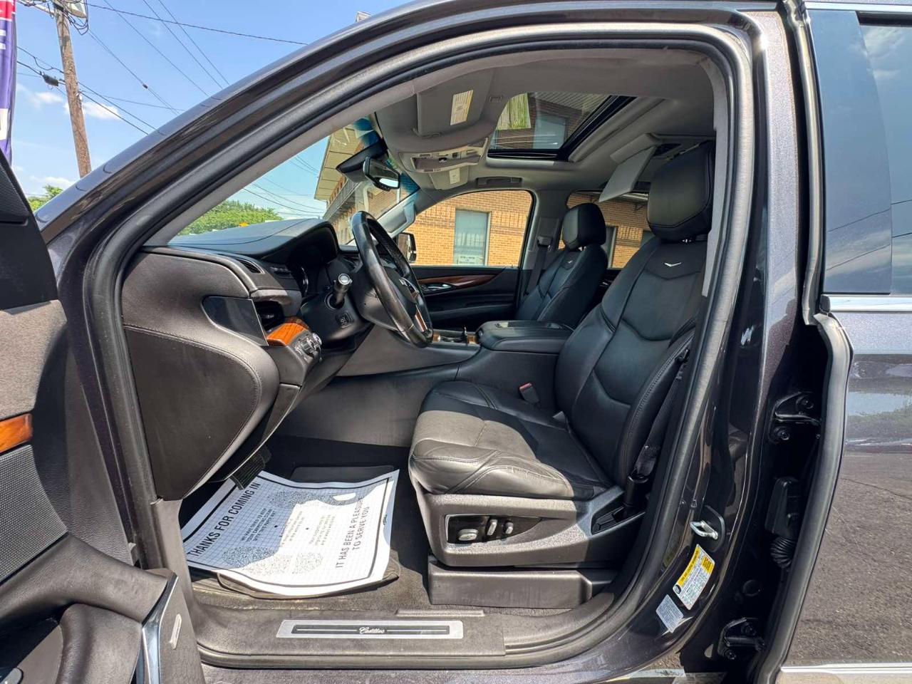 Cadillac Escalade ESV 4WD 4dr Premium Collection 2016
