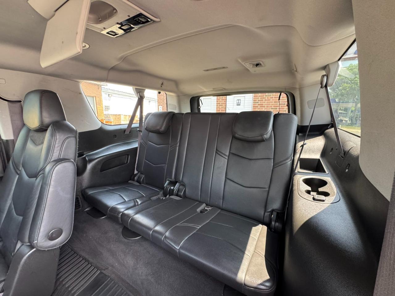 Cadillac Escalade ESV 4WD 4dr Premium Collection 2016