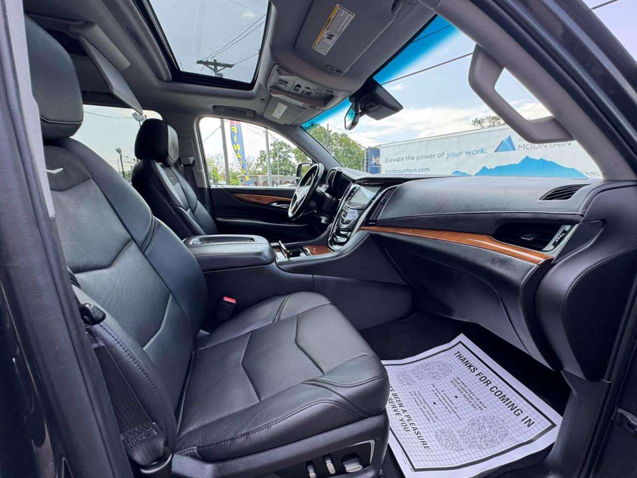 Cadillac Escalade ESV 4WD 4dr Premium Collection 2016