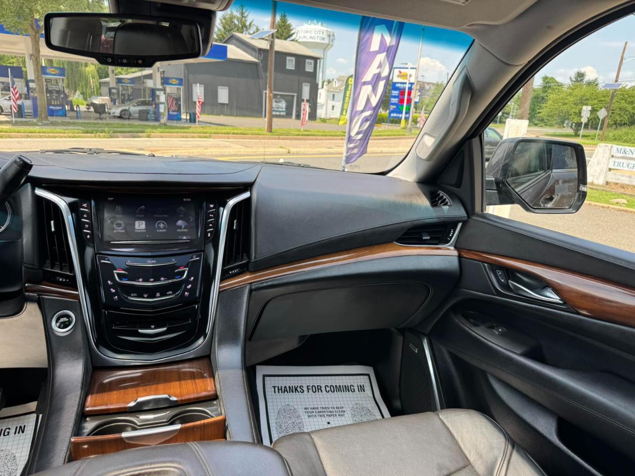 Cadillac Escalade ESV 4WD 4dr Premium Collection 2016