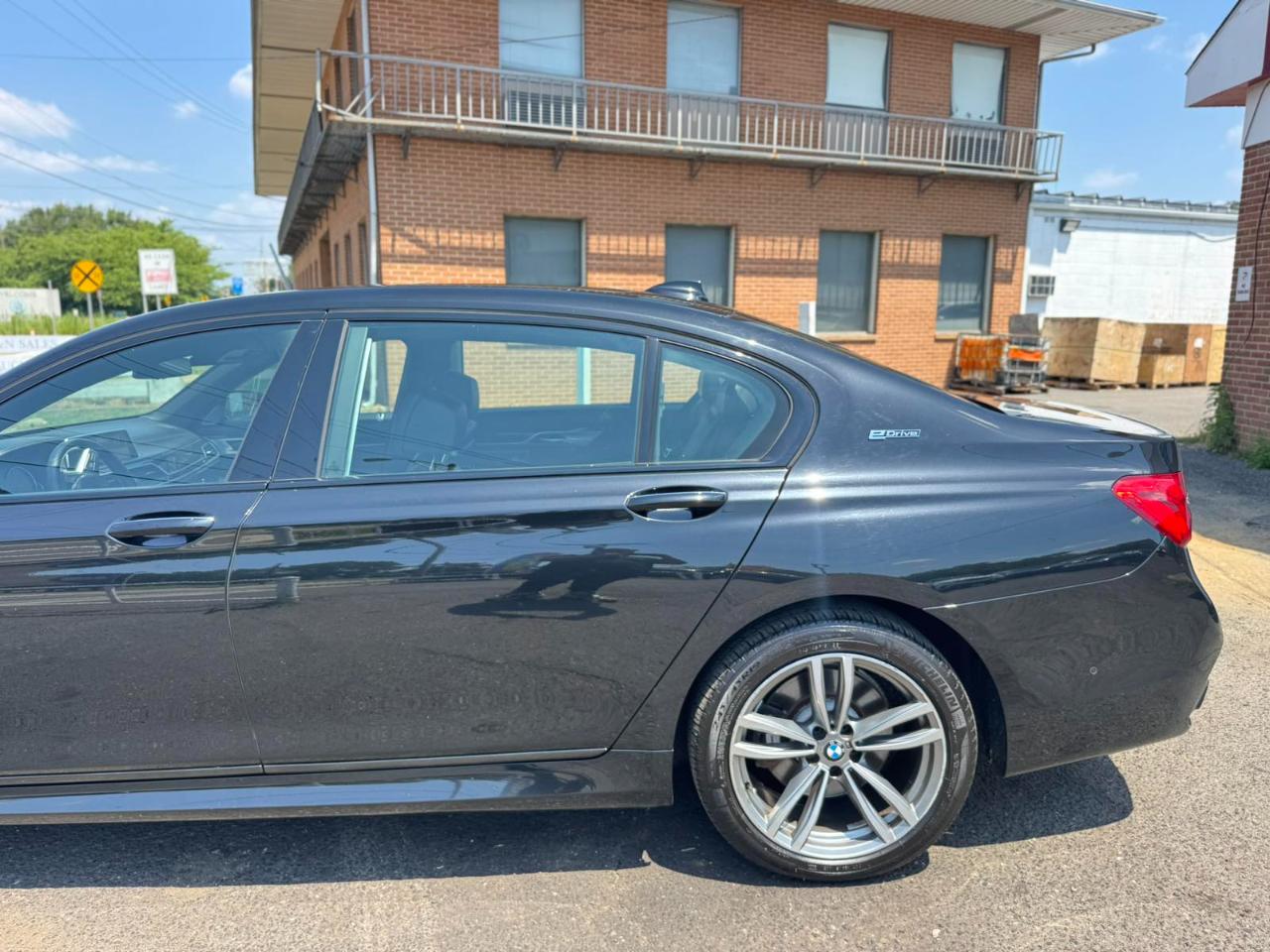 BMW 7 Series 740e xDrive iPerformance Plug-In Hybrid 2017