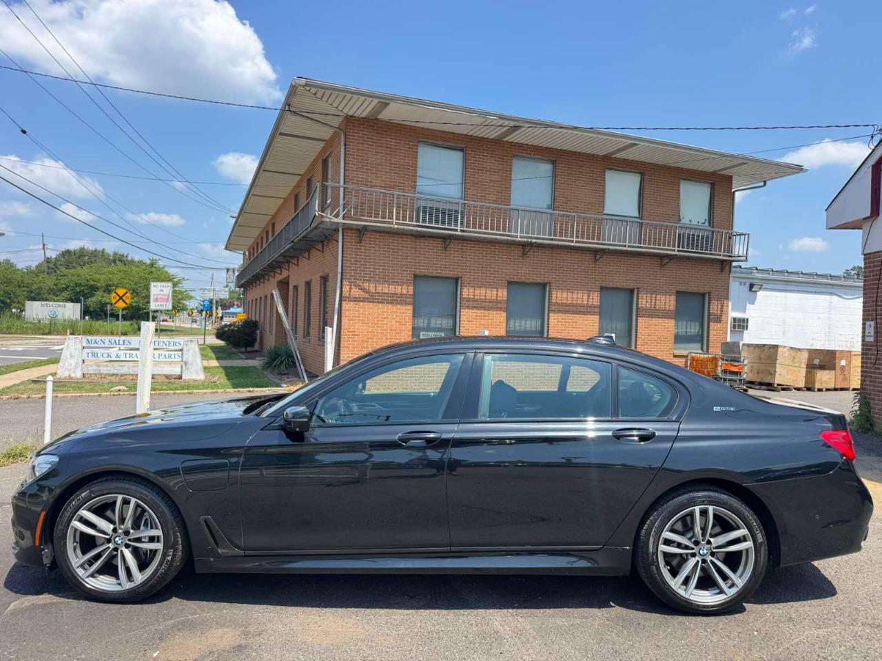 BMW 7 Series 740e xDrive iPerformance Plug-In Hybrid 2017