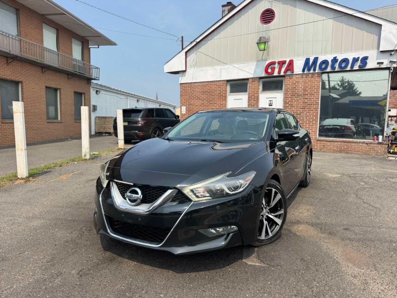 Nissan Maxima 4dr Sdn 3.5 Platinum 2016