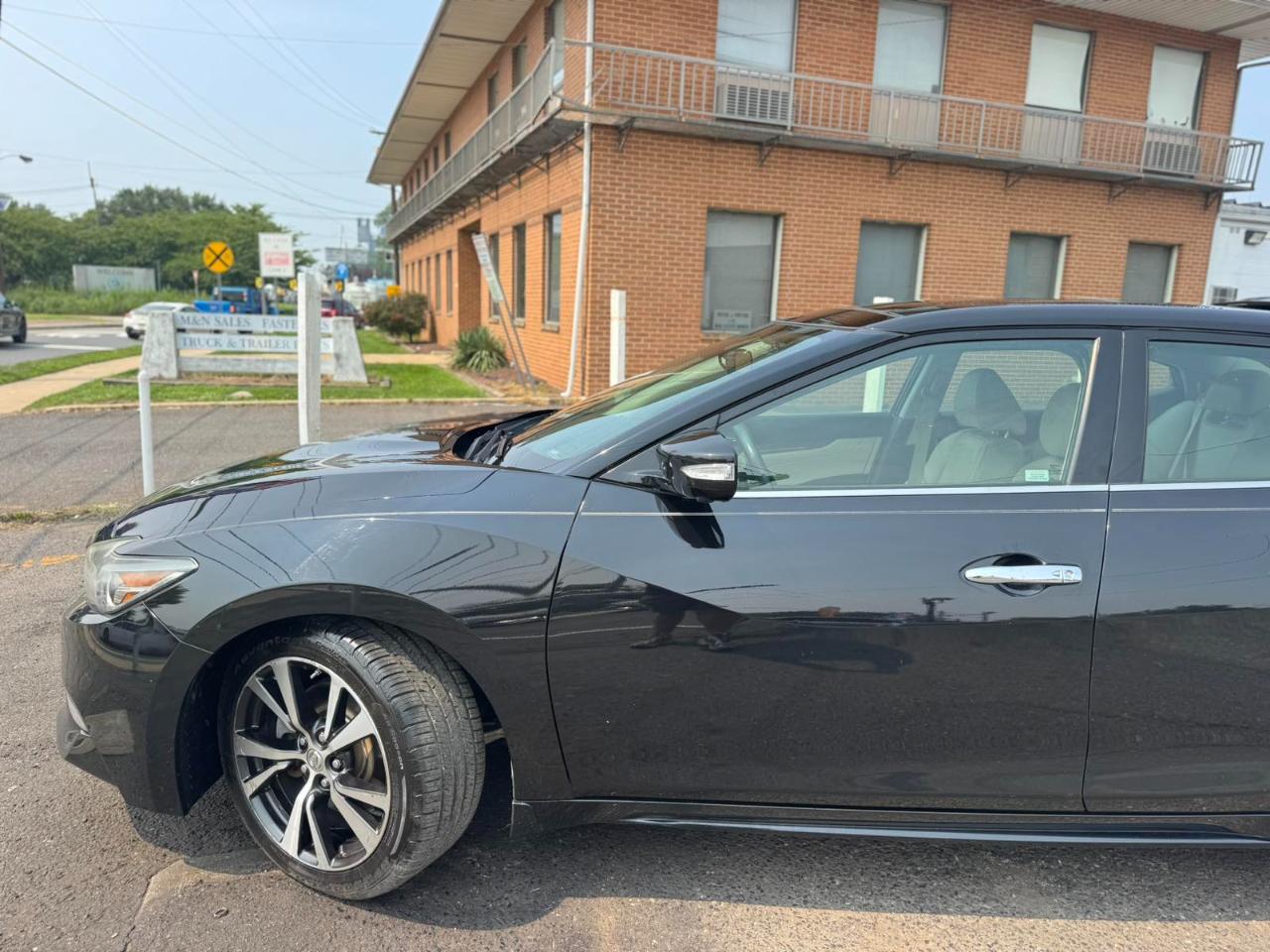Nissan Maxima 4dr Sdn 3.5 Platinum 2016