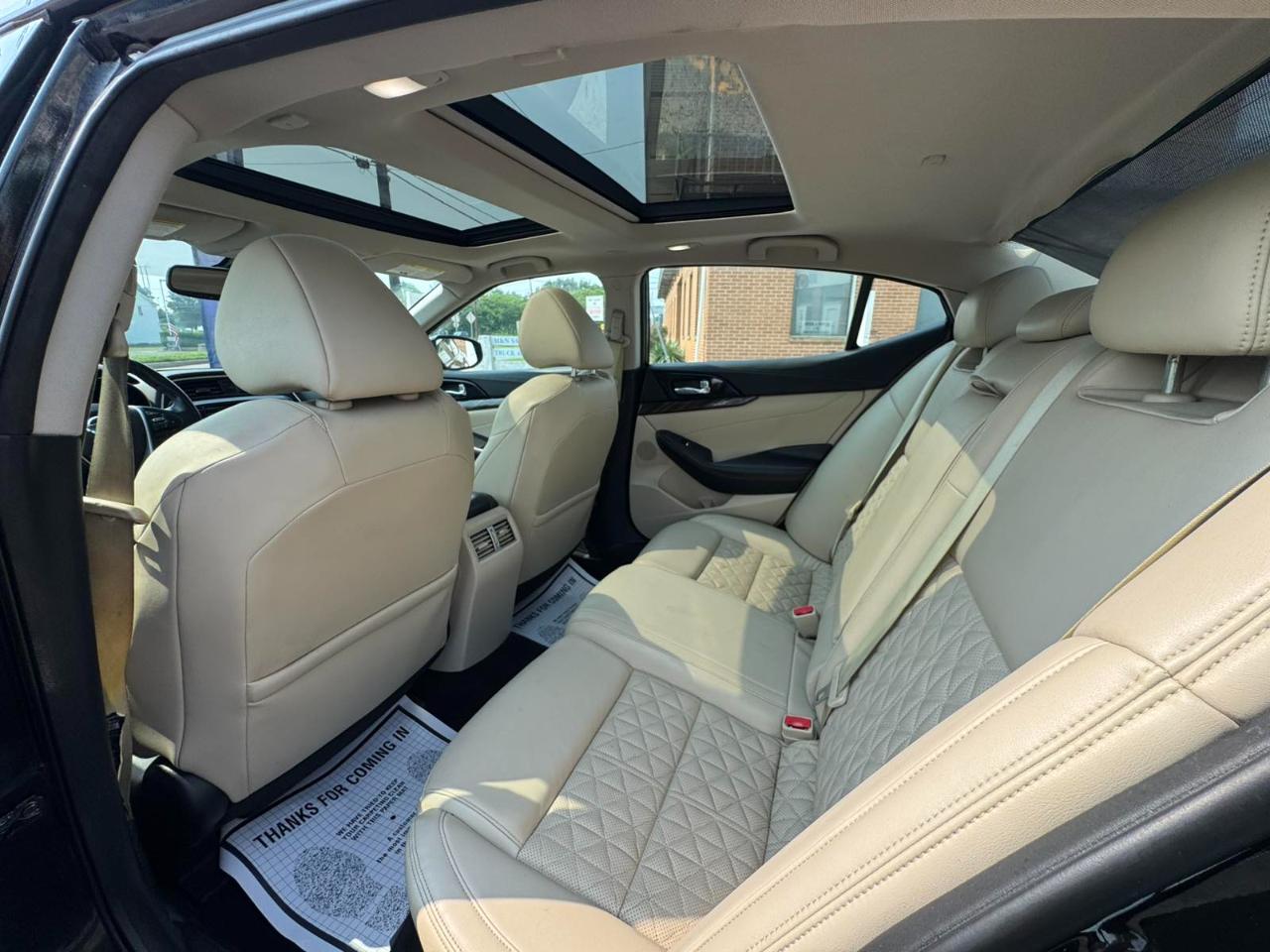 Nissan Maxima 4dr Sdn 3.5 Platinum 2016