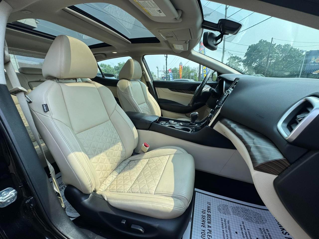 Nissan Maxima 4dr Sdn 3.5 Platinum 2016