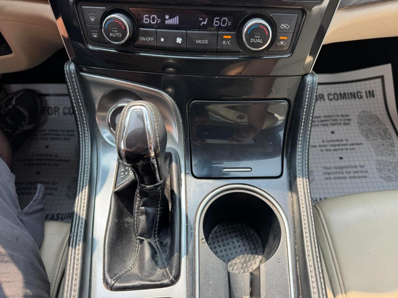 Nissan Maxima 4dr Sdn 3.5 Platinum 2016
