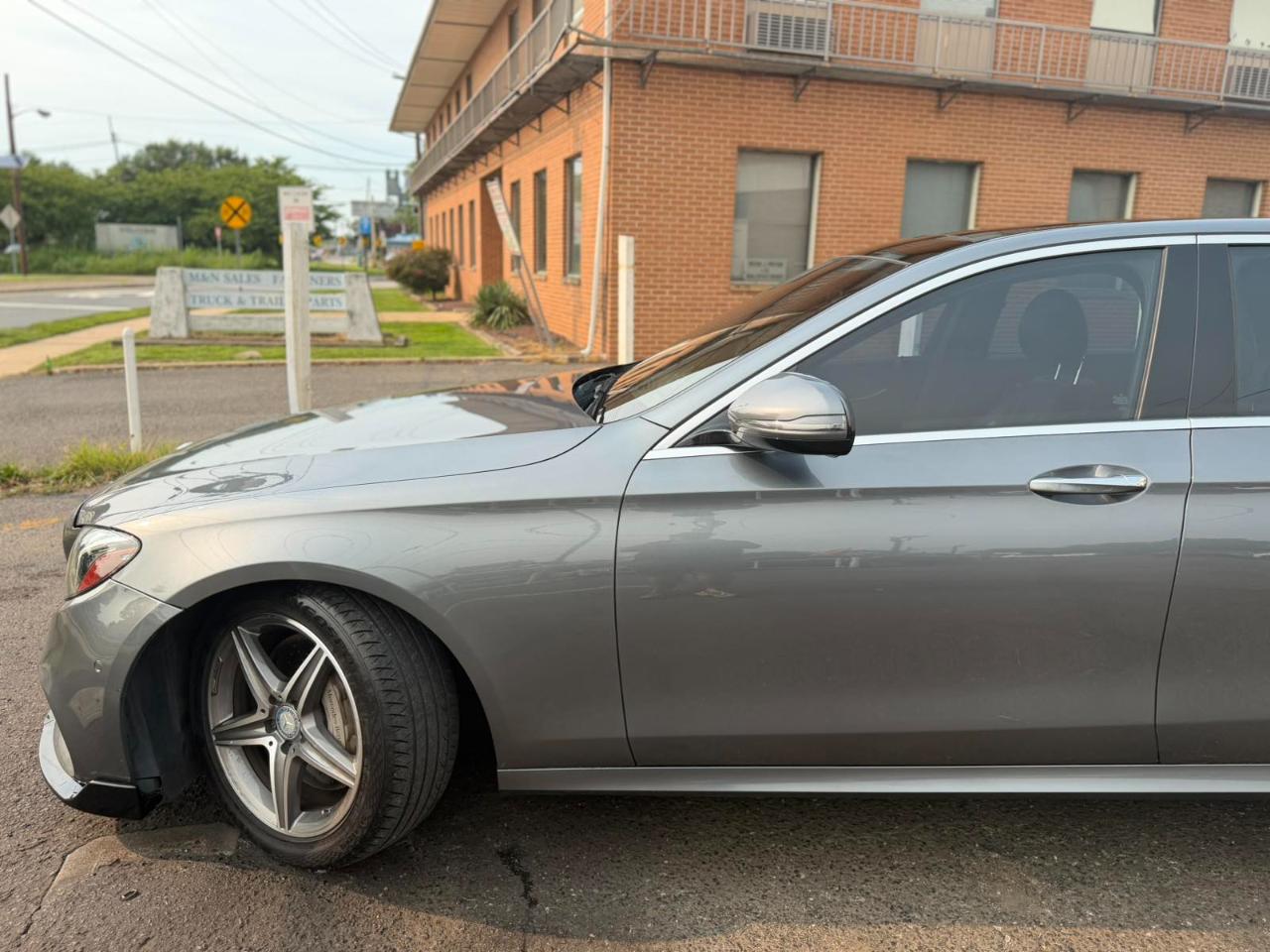 Mercedes-Benz E-Class E 300 Sport 4MATIC Sedan 2017