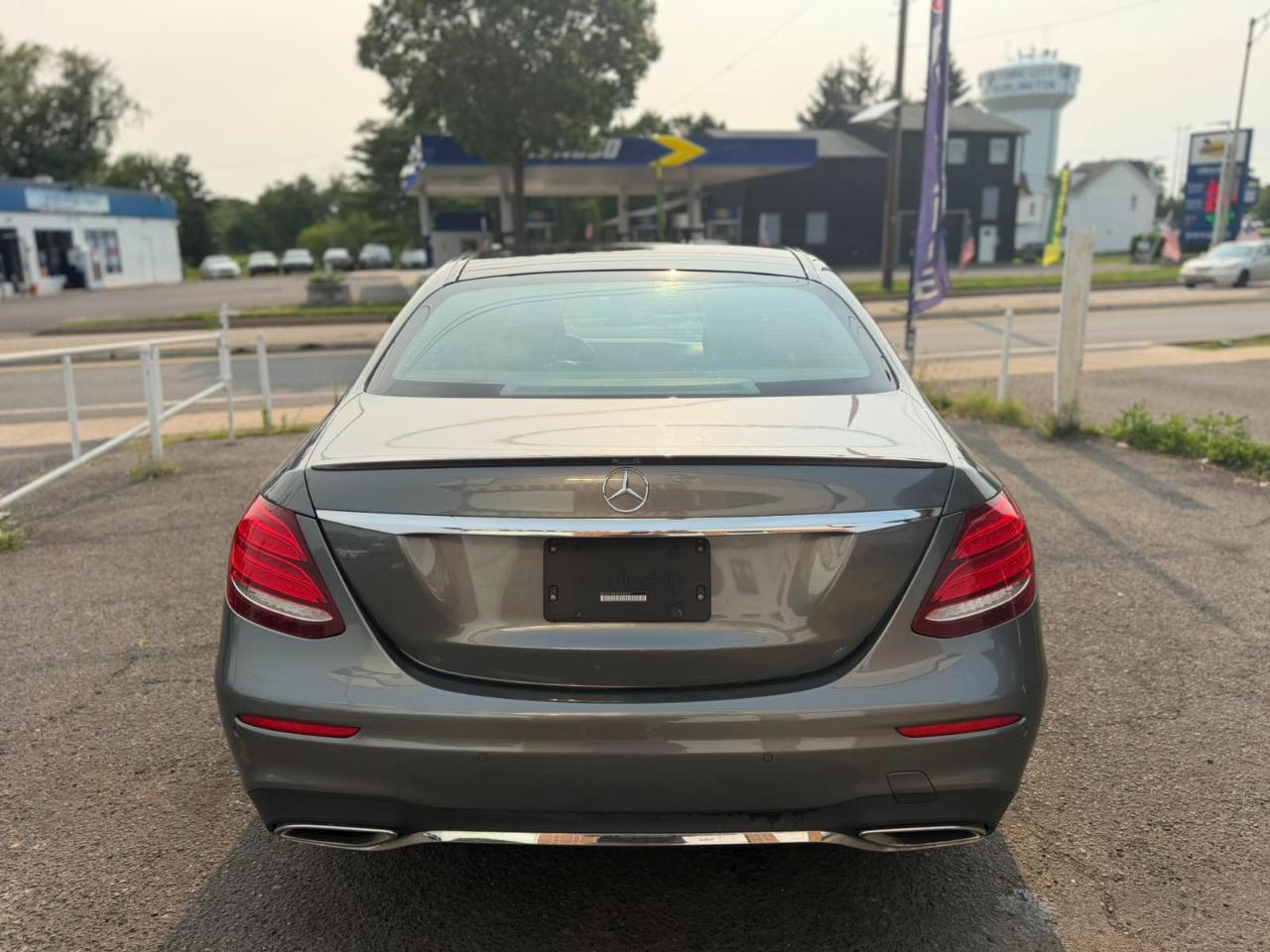 Mercedes-Benz E-Class E 300 Sport 4MATIC Sedan 2017