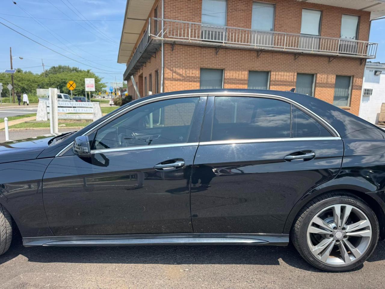 Mercedes-Benz E-Class 4dr Sdn E 350 Sport RWD 2015