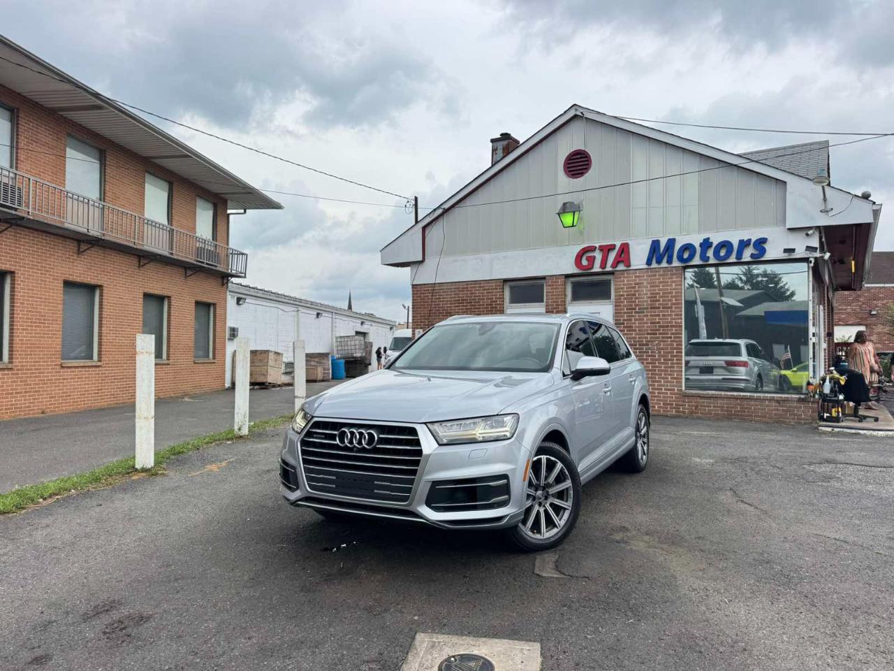 Audi Q7 SE Premium Plus 55 TFSI quattro 2019
