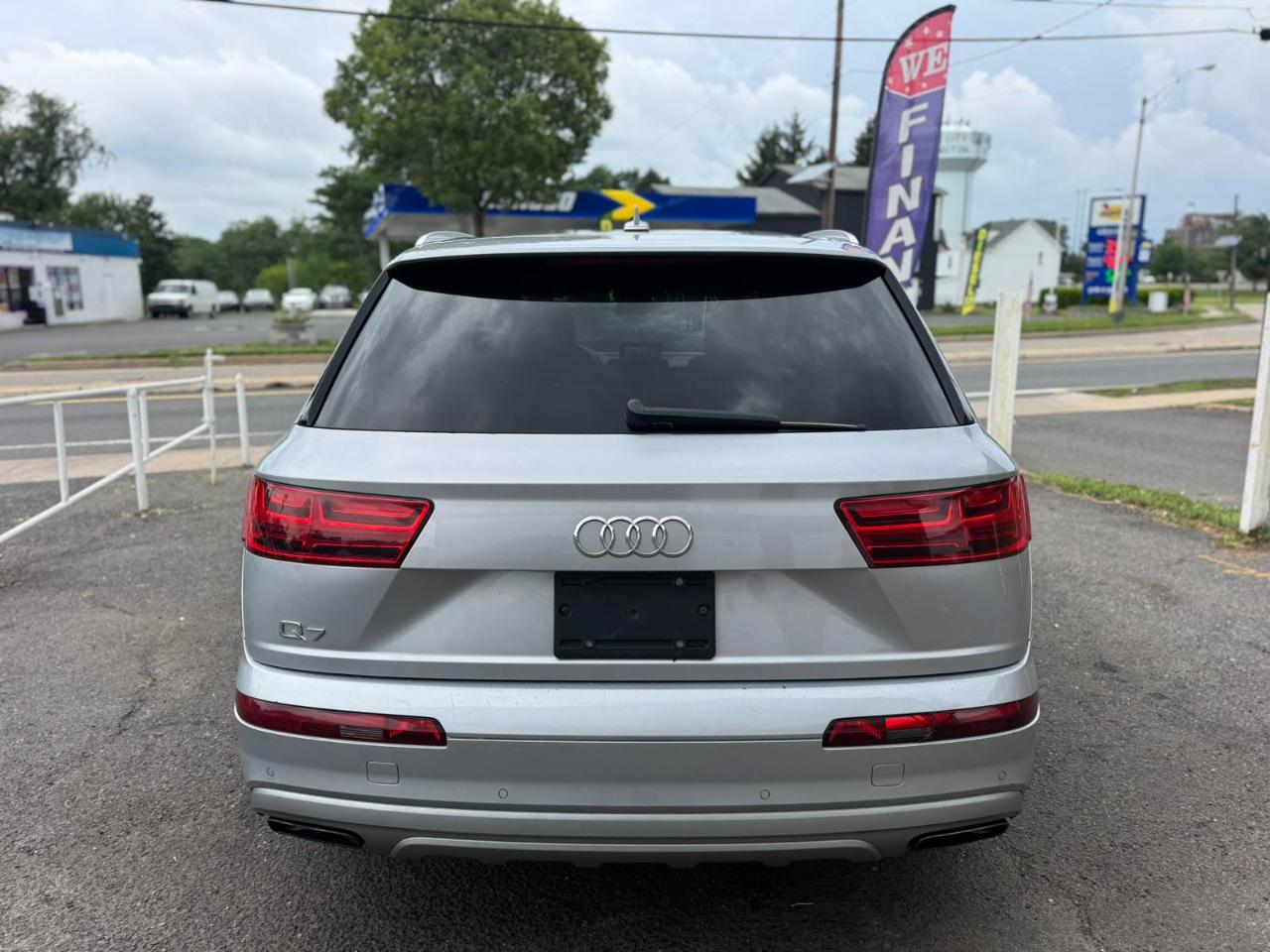 Audi Q7 SE Premium Plus 55 TFSI quattro 2019