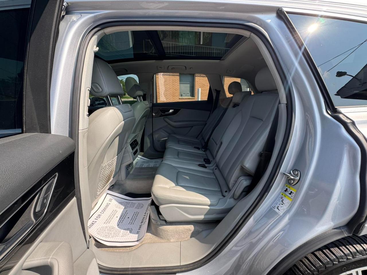 Audi Q7 SE Premium Plus 55 TFSI quattro 2019