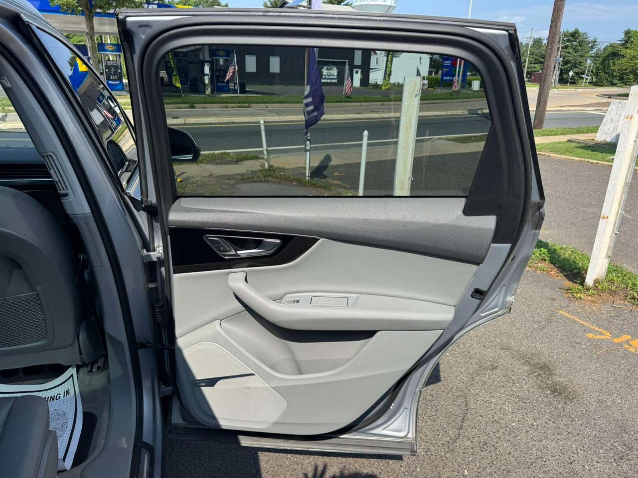 Audi Q7 SE Premium Plus 55 TFSI quattro 2019