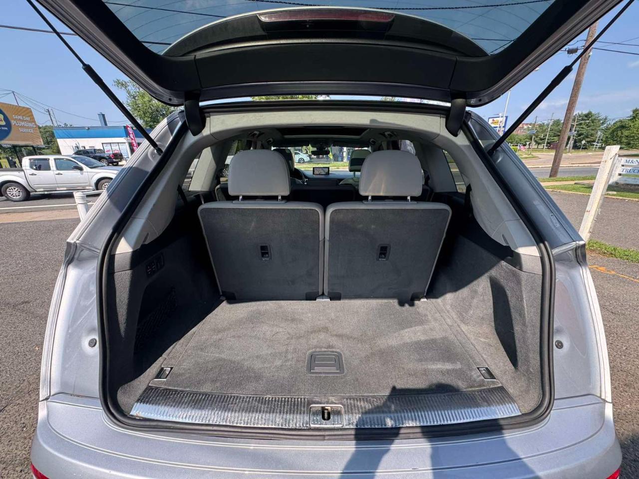 Audi Q7 SE Premium Plus 55 TFSI quattro 2019