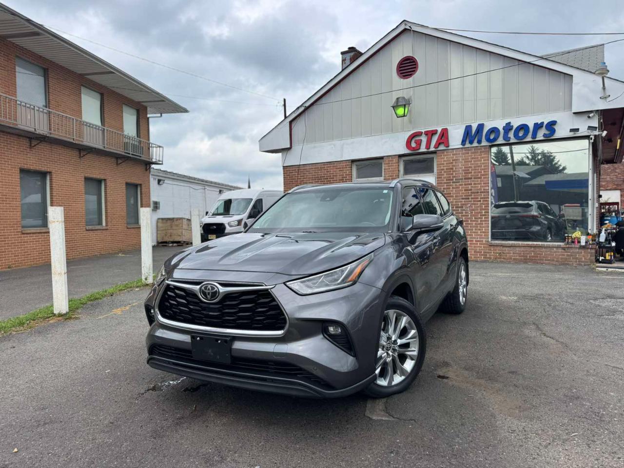 Toyota Highlander Limited AWD (Natl) 2020