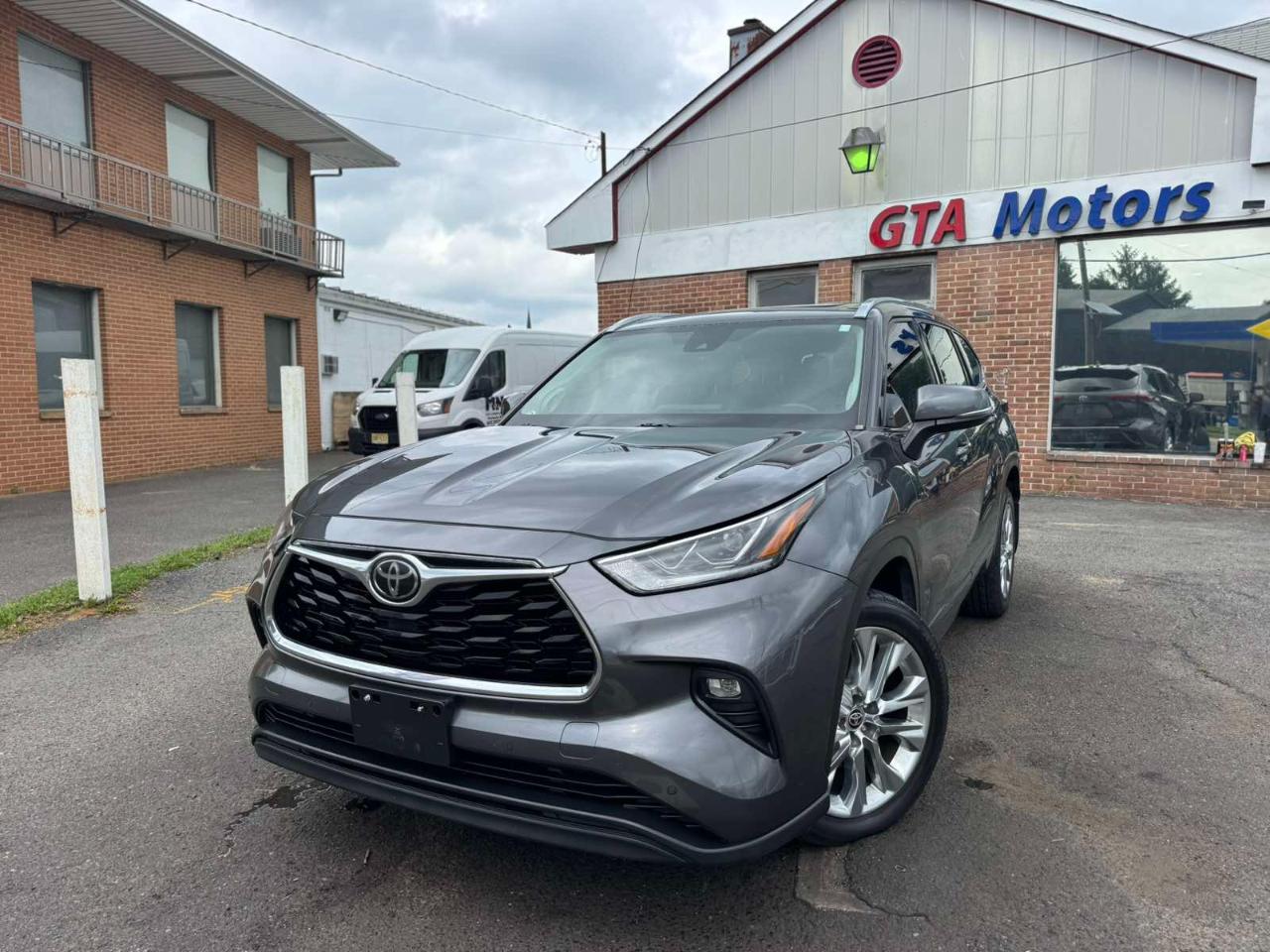 Toyota Highlander Limited AWD (Natl) 2020