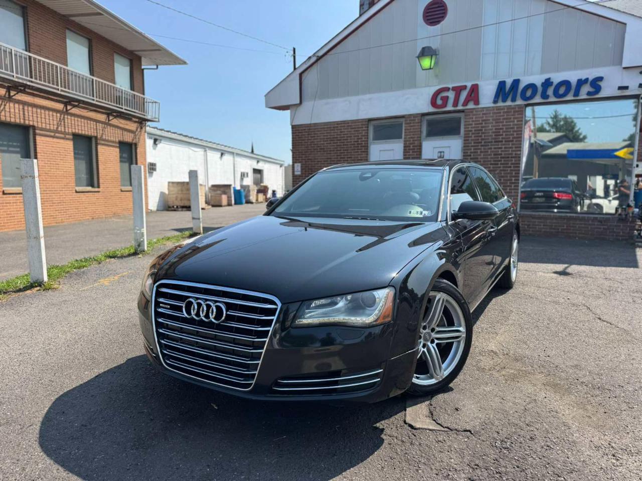 Audi A8 L 4dr Sdn 3.0L 2013