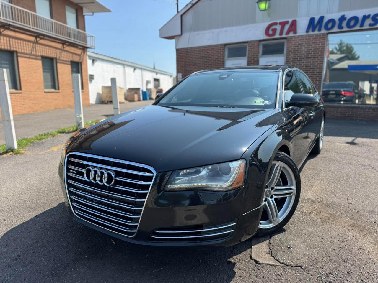 Audi A8 L 4dr Sdn 3.0L 2013