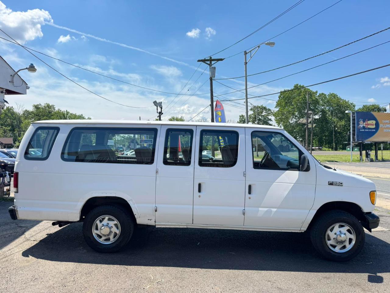Ford Club Wagon Super 138" WB XL Plus 1996