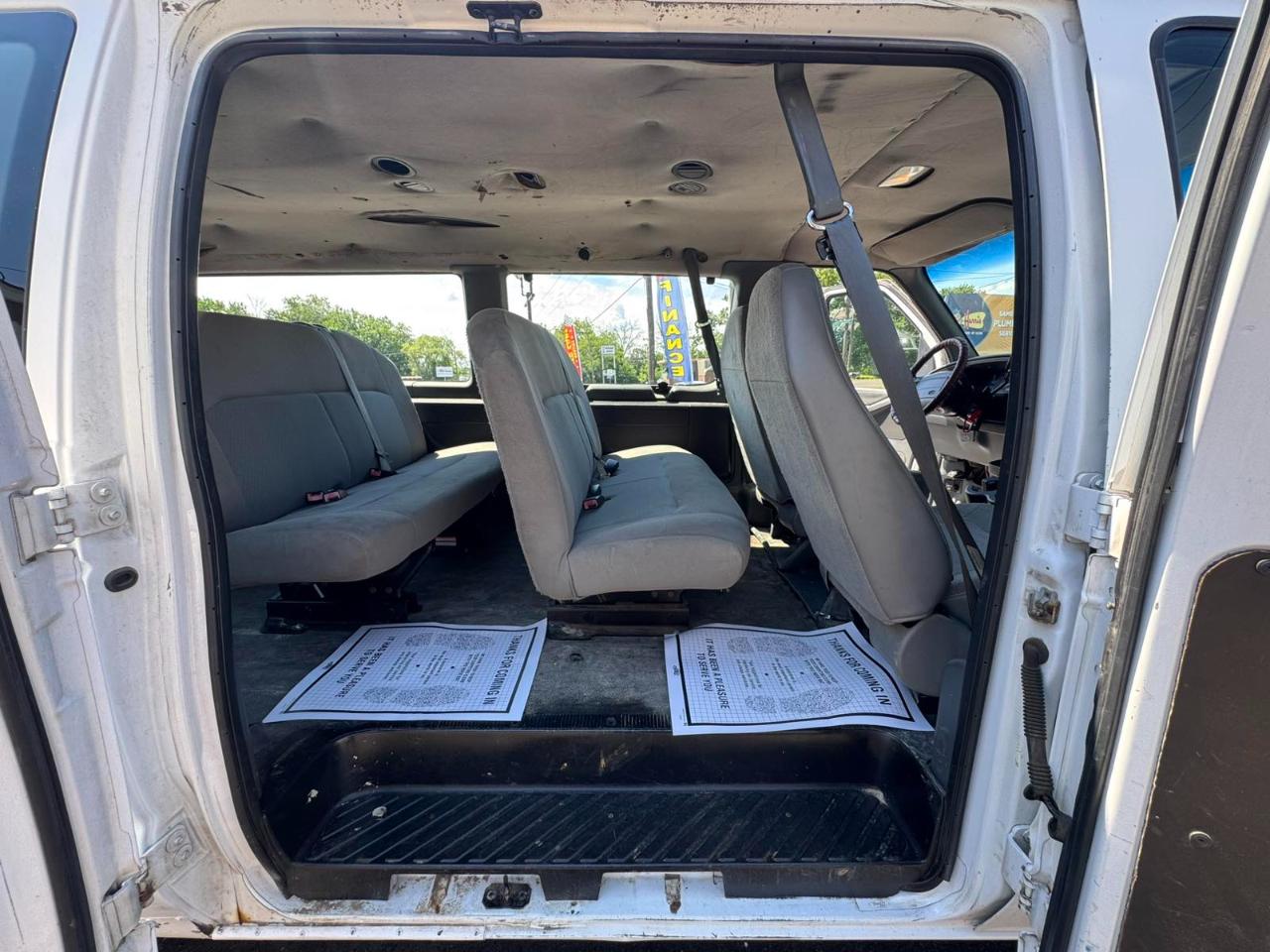 Ford Club Wagon Super 138" WB XL Plus 1996