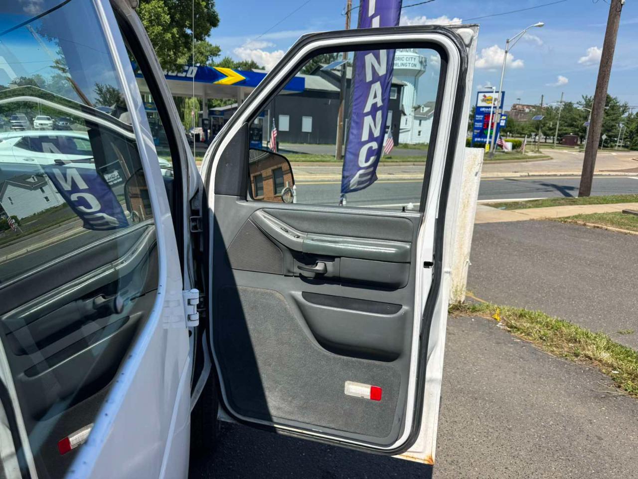 Ford Club Wagon Super 138" WB XL Plus 1996