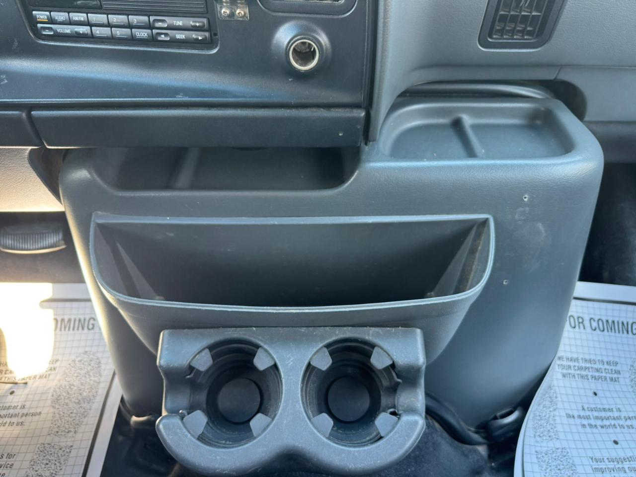 Ford Club Wagon Super 138" WB XL Plus 1996