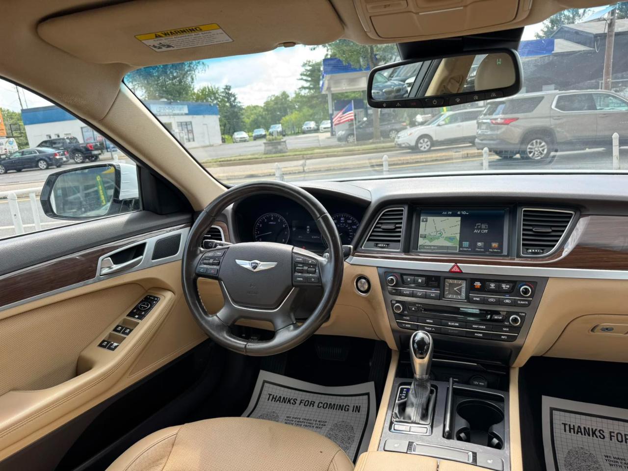 Hyundai Genesis 4dr Sdn V6 3.8L RWD 2015