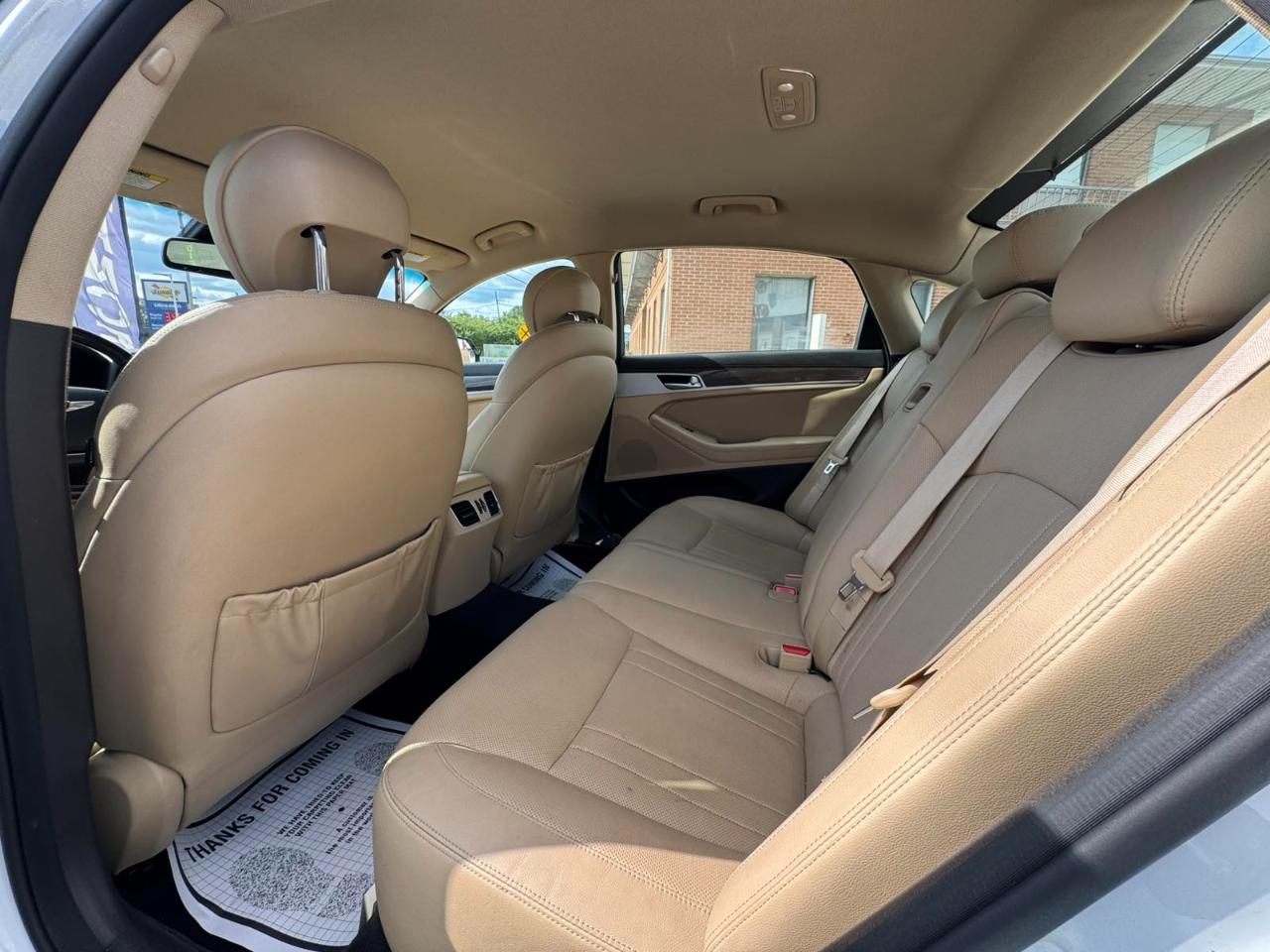 Hyundai Genesis 4dr Sdn V6 3.8L RWD 2015