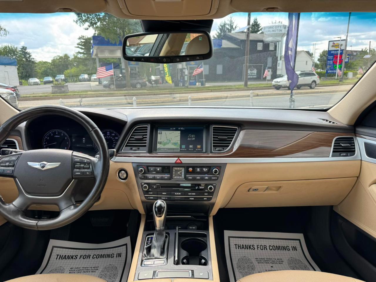 Hyundai Genesis 4dr Sdn V6 3.8L RWD 2015