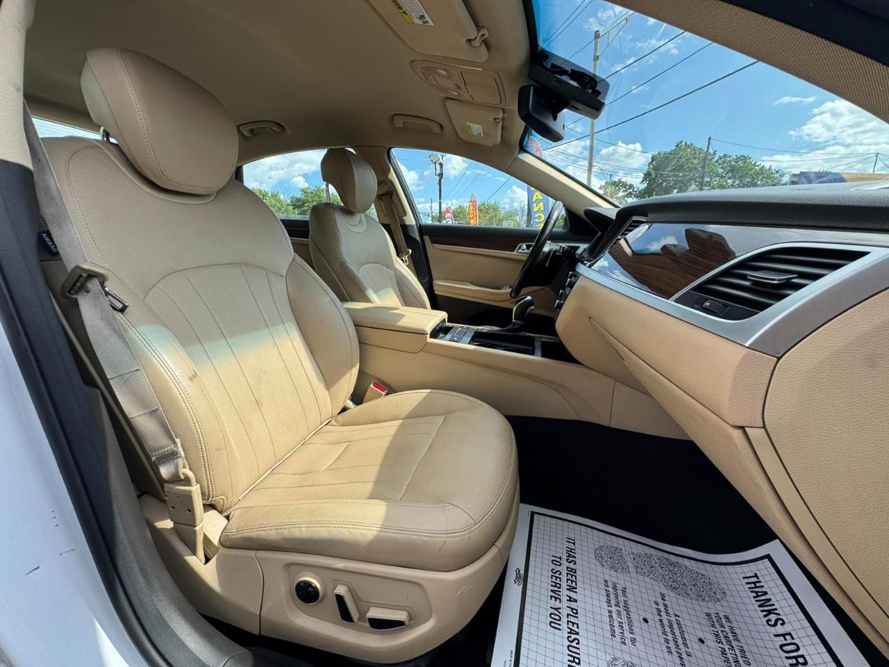 Hyundai Genesis 4dr Sdn V6 3.8L RWD 2015