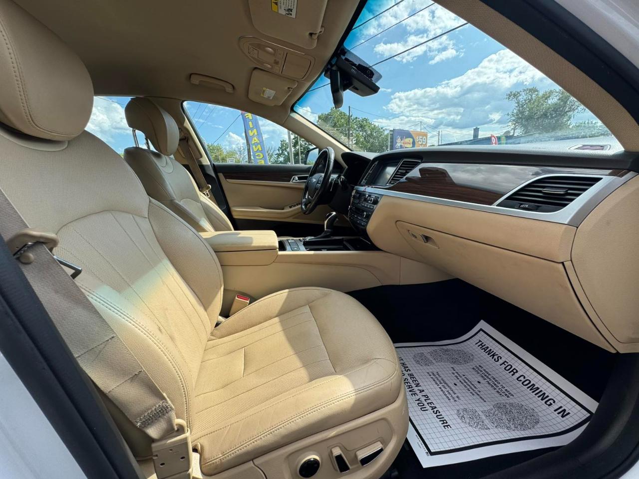 Hyundai Genesis 4dr Sdn V6 3.8L RWD 2015