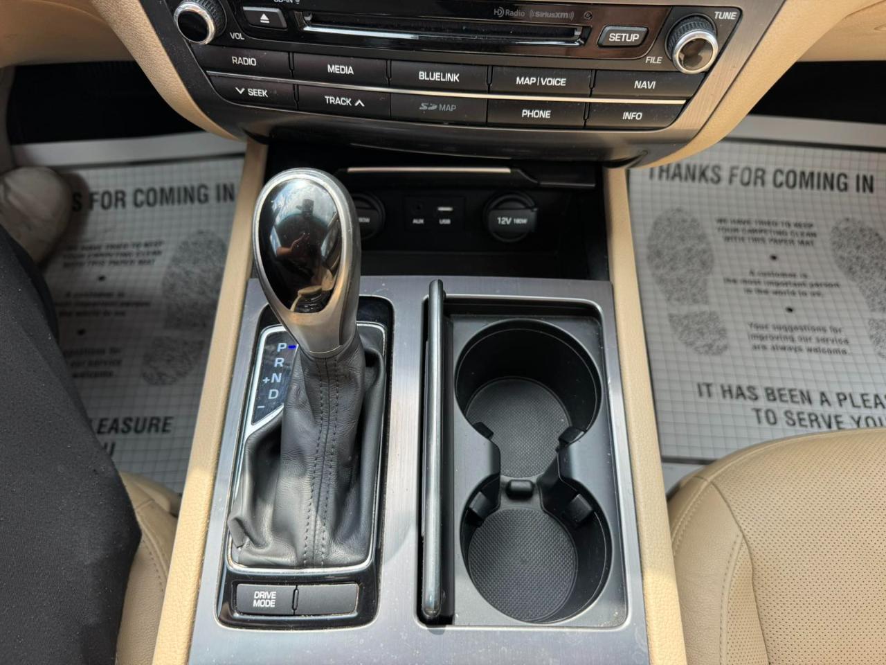 Hyundai Genesis 4dr Sdn V6 3.8L RWD 2015