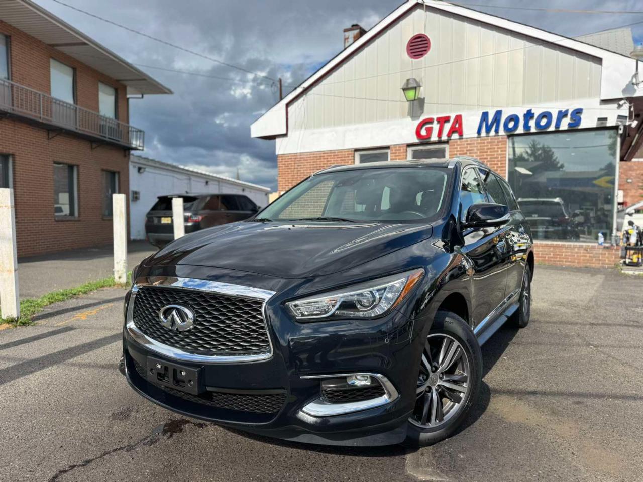 Infiniti QX60 2019.5 LUXE AWD 2019
