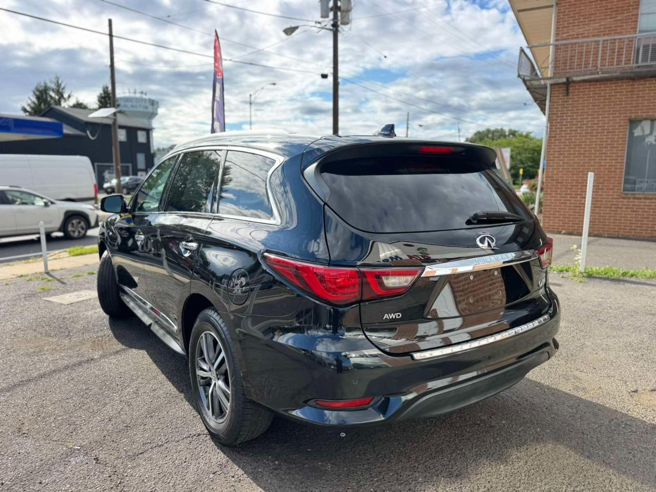 Infiniti QX60 2019.5 LUXE AWD 2019