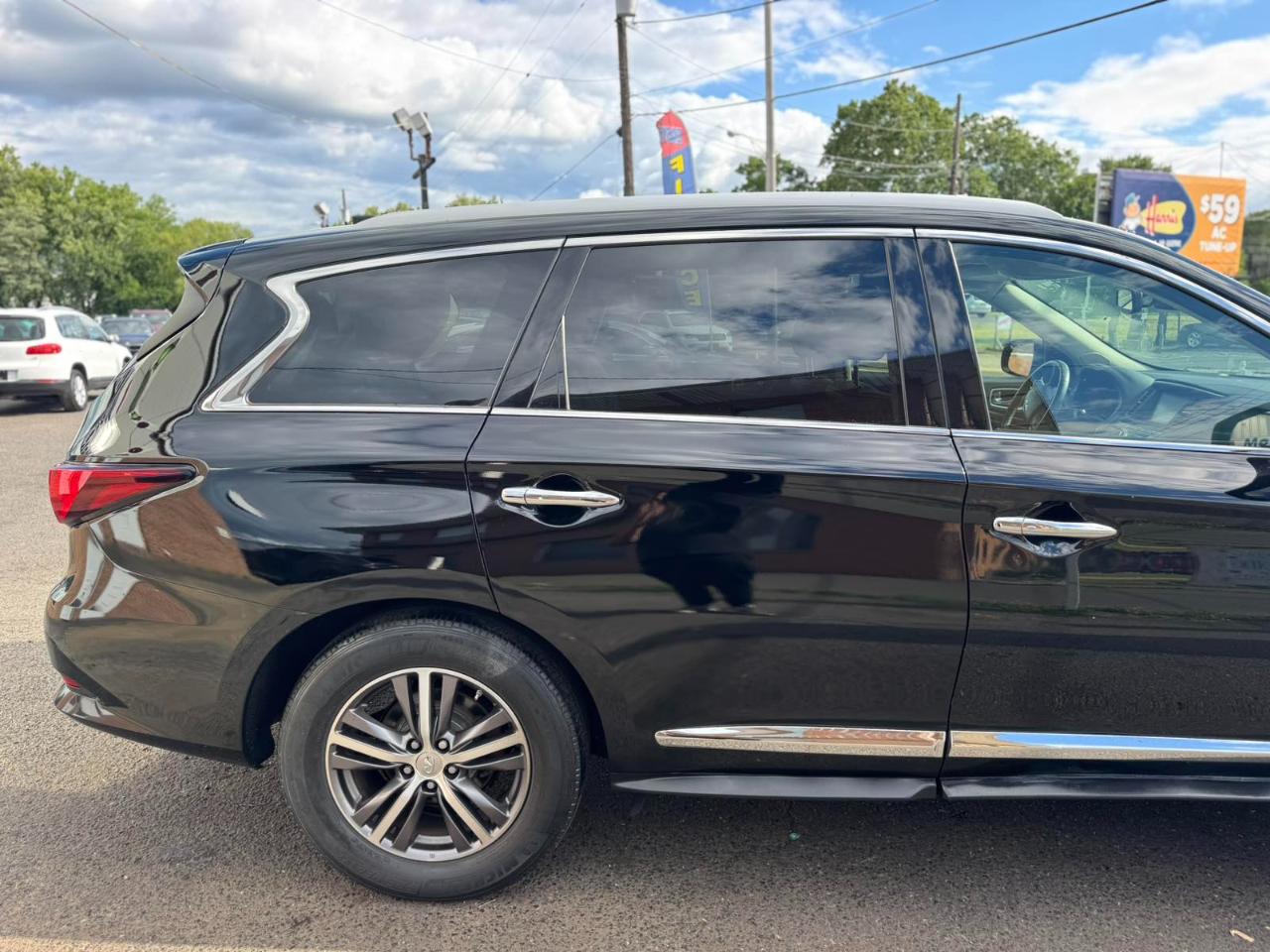 Infiniti QX60 2019.5 LUXE AWD 2019