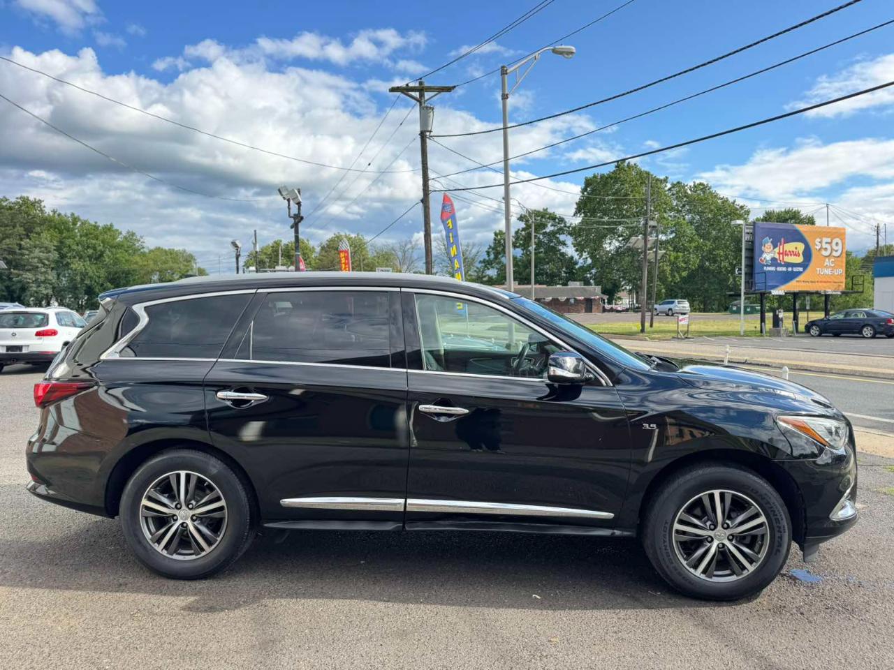 Infiniti QX60 2019.5 LUXE AWD 2019