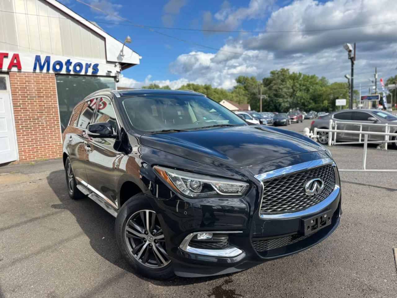 Infiniti QX60 2019.5 LUXE AWD 2019