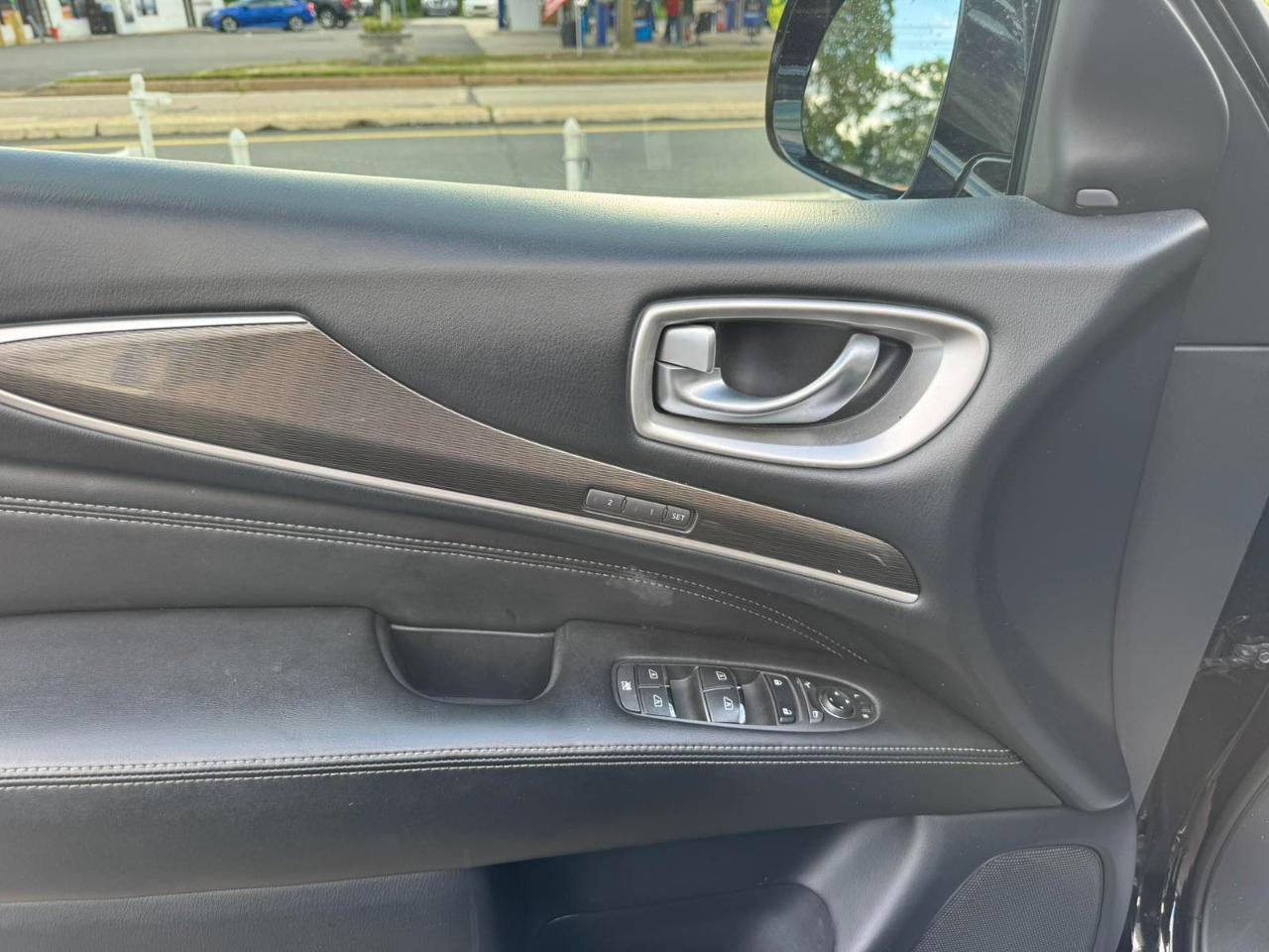Infiniti QX60 2019.5 LUXE AWD 2019